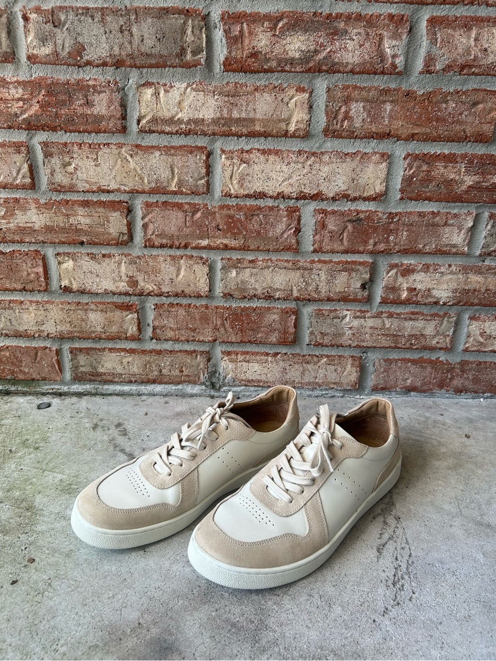 Nisolo Bria Leather Sneaker